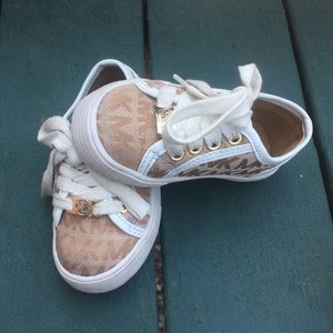 Micheal Kors toddler shoes. Size 7